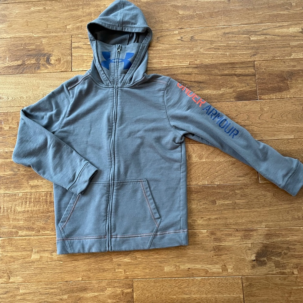 Boys Under Armour hoodie with face warmer